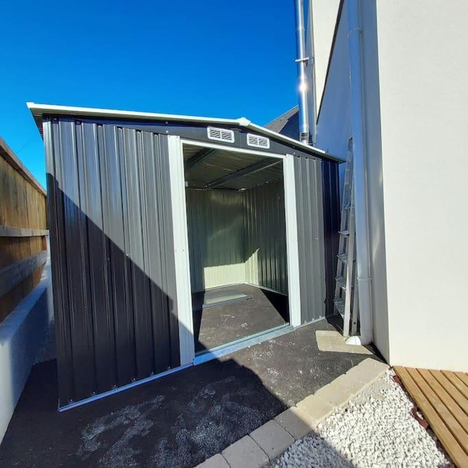 Studio Avec Terrasse Et Jardin A 100 M De La Plage Ploemeur Exterior photo